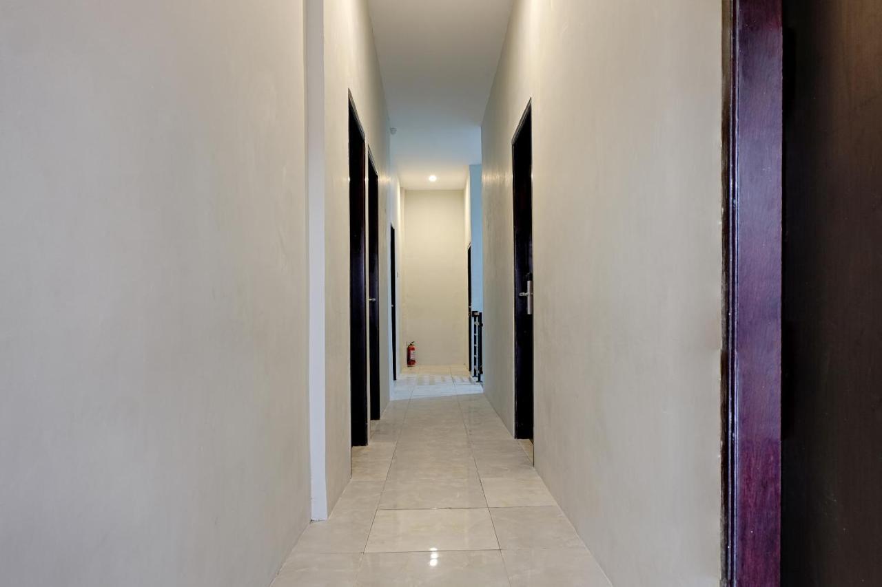 Super Oyo 2756 Anata Hotel Makassar Buitenkant foto