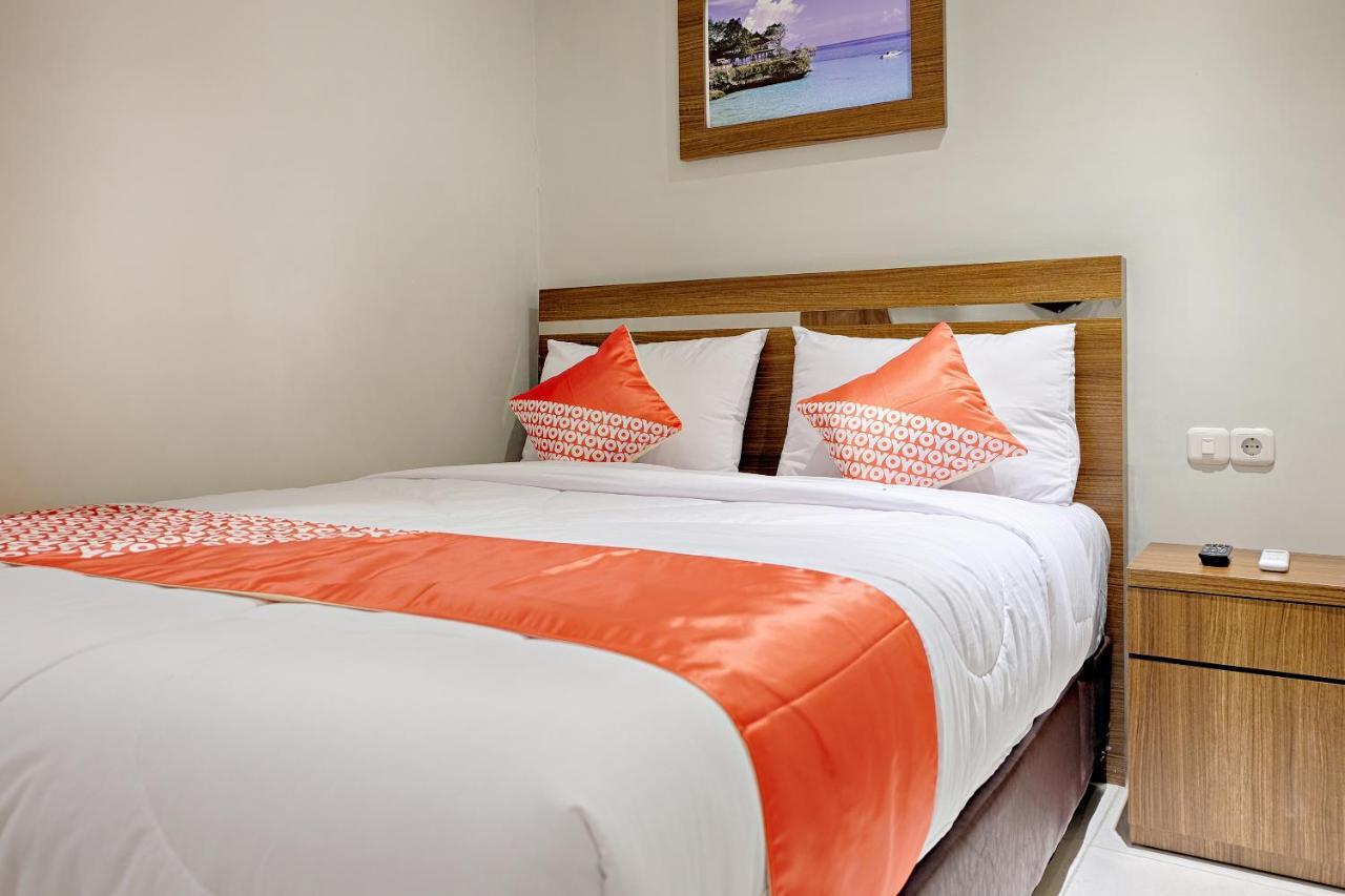 Super Oyo 2756 Anata Hotel Makassar Buitenkant foto