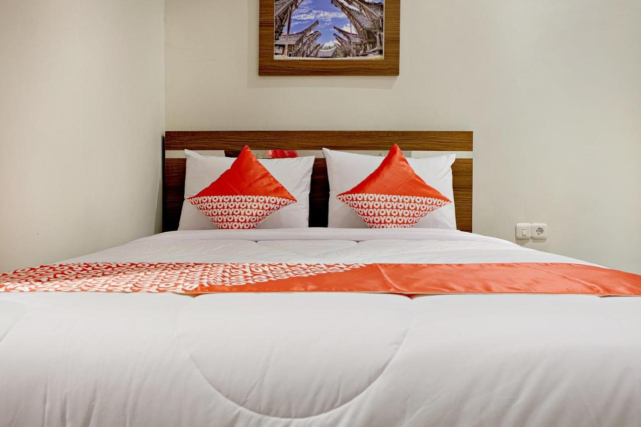 Super Oyo 2756 Anata Hotel Makassar Buitenkant foto