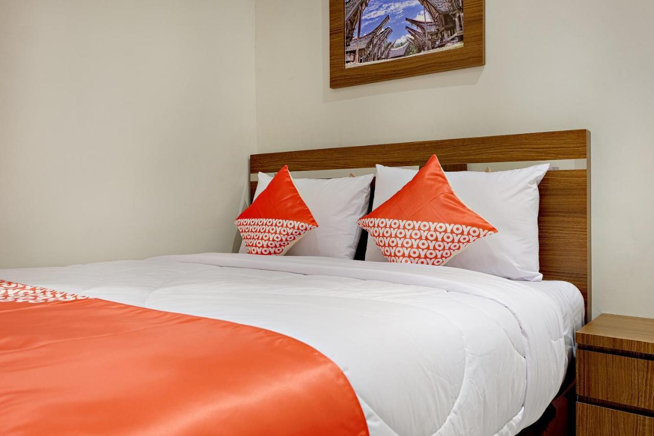 Super Oyo 2756 Anata Hotel Makassar Buitenkant foto